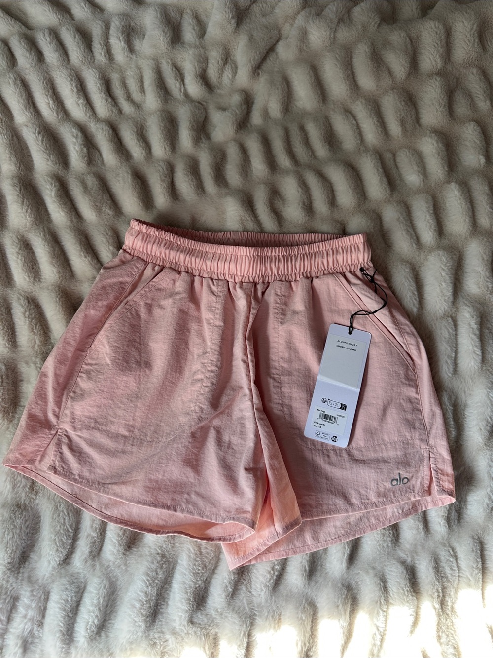 Alo Women’s Pink Quartz Alumni Athletic Shorts size XS NWT